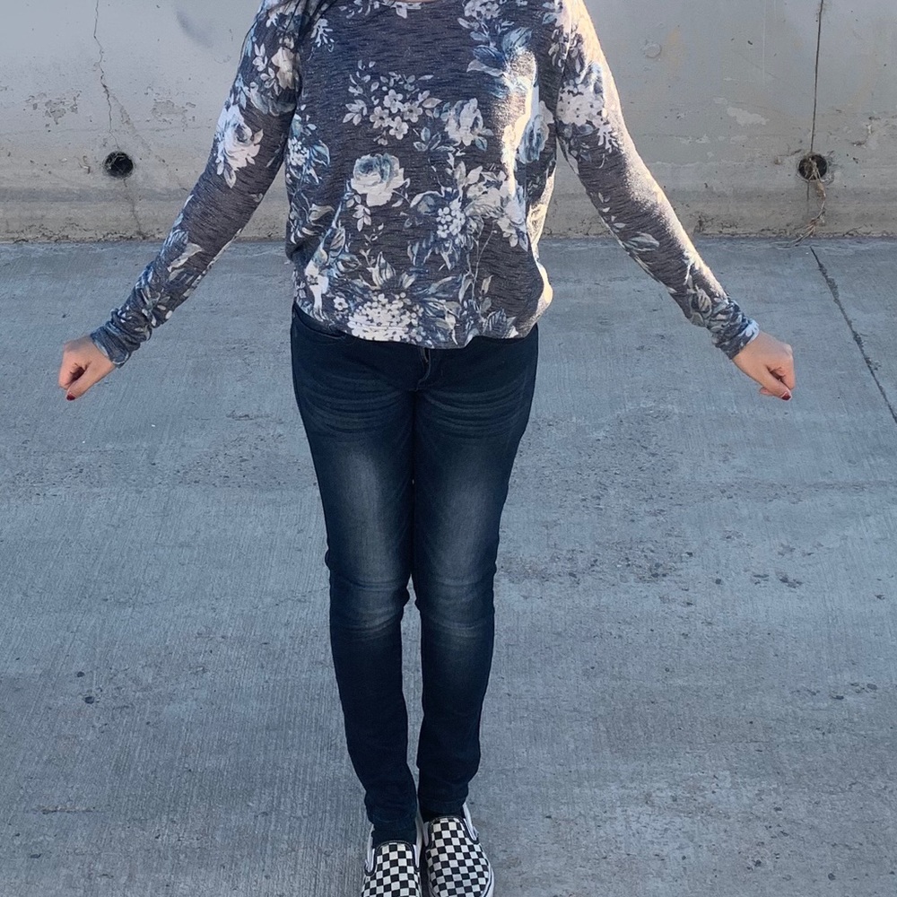 Long sleeve #flowershirt